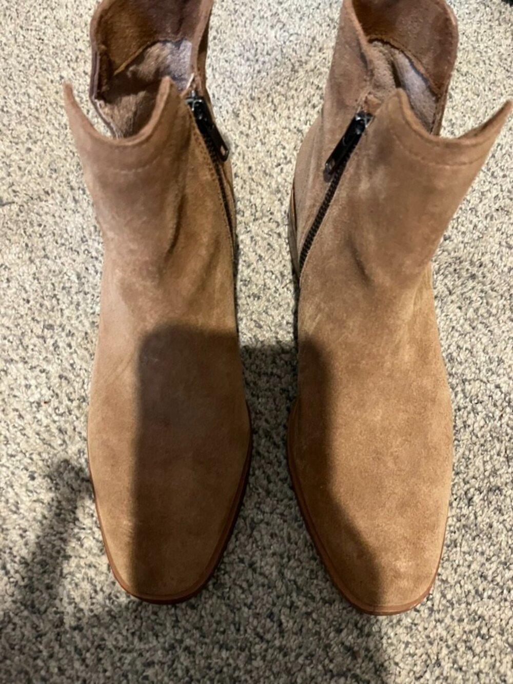 Chelsea and Violet TAN SUEDE LEATHER BOOTIES SZ 7M